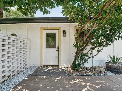 Property photo 3 at 1628 Royal Hill DR - Greenbriar Sec 04, Austin, TX