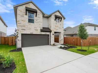 Living area at 163 Great Sequoia Lane - 4 bed 3 bath home