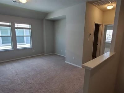 Bathroom at 163 Heather Glen WAY - 4 bed 2 bath home