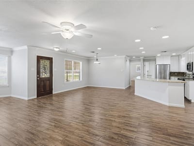 Primary bedroom at 163 Lakeside DR - 3 bed 2 bath home