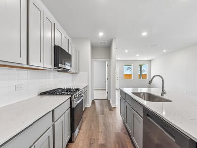 Property photo 4 at 163 Tolo DR - 3 bed 2 bath home