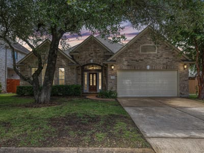 Living area at 16308 Double Eagle DR - 4 bed 2 bath home