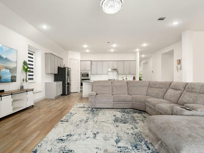 Living area at 1633 Weavers BND - 4 bed 3 bath home