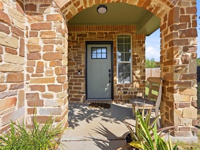 Property photo 4 at 164 Caddis CV - 4 bed 2 bath home