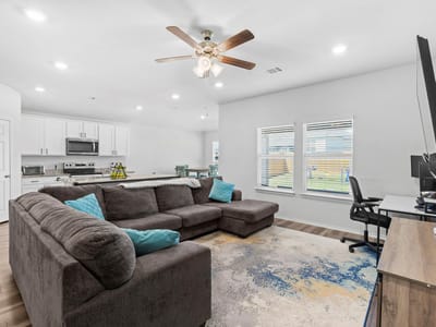 Living area at 165 Hugh DR - 4 bed 2 bath home