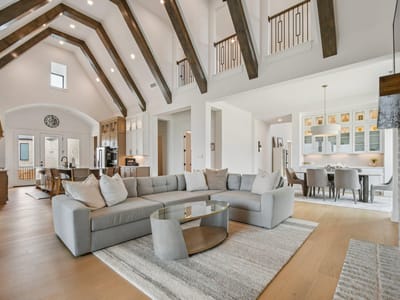 Living area at 1652 Hosanna Grande WAY - 4 bed 4 bath home