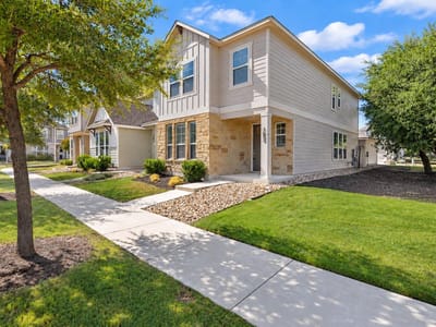 Photo 4 - 1653 Coral Sunrise TRL Photo 4 of 34 at 1653 Coral Sunrise TRL - 4 bed 3 bath home