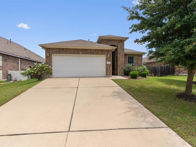 Property photo 2 at 166 Joseph DR - 3 bed 2 bath home