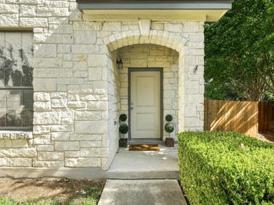 Property photo 4 at 1660 Bayland ST - 3 bed 2 bath home