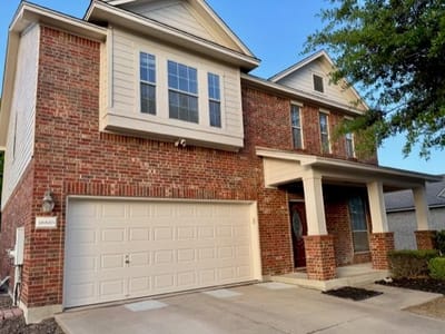 Living area at 16616 Bridgefarmer Blvd - 4 bed 2 bath home