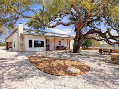 Living area at 1668 Rocky Road - 3 bed 3 bath home