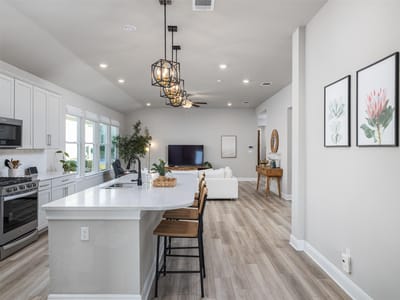 Kitchen at 167 Victoria Peak LOOP - 3 bed 2 bath home