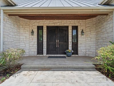 Bathroom at 167 Wimberley Ranch Dr - 3 bed 3 bath home