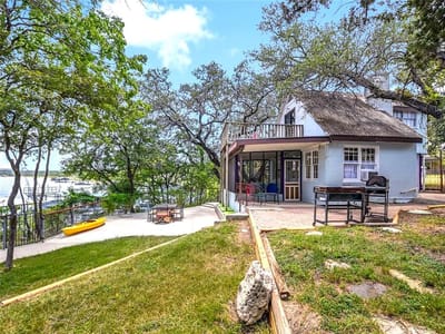 Property photo 3 at 16809 Hurst Creek CIR - 1 bed 1 bath home