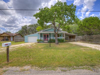 Kitchen at 1685 Lakeview Dr - 2 bed 1 bath home