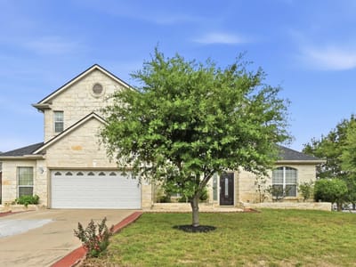 Living area at 1689 Amberwood LOOP - 4 bed 2 bath home