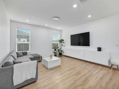 Property photo 5 at 169 Kulmbacher DR - 3 bed 2 bath home
