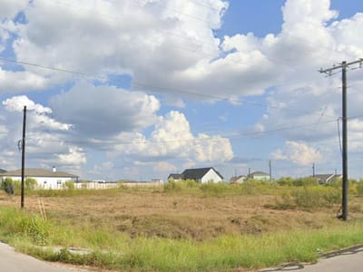 Property photo 2 at 170 Bianca CIR - Twin Creeks Sub, Del Valle, TX