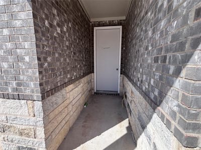 Primary bedroom at 170 Coleto Trl - 3 bed 2 bath home