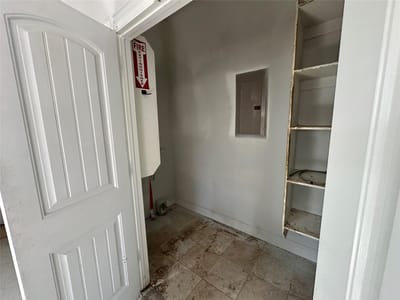 Bathroom at 170 Scarlet Harts Ln - 3 bed 3 bath home