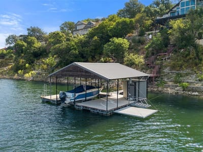 Property photo 3 at 1700/1702 Buffalo Gap RD - 4 bed 3 bath home