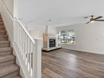 Photo 3 of 40 at 1701 Barrilla ST - 4 bed 2 bath home