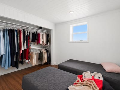 Primary bedroom at 1701 County Road 466 - 4 bed 2 bath home