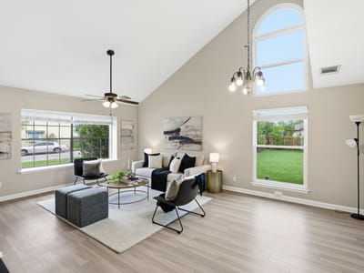 Photo 2 of 34 at 1701 Hunters TRL - 4 bed 2 bath home