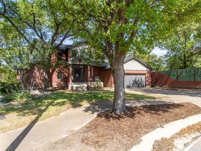 Property photo 2 at 1701 Johnson WAY - 4 bed 2 bath home