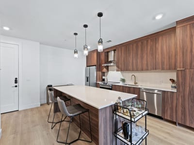 Photo 4 of 31 at 1701 Simond Ave Unit #407 - 2 bed 2 bath home