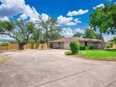 Property photo 3 at 1702 Lone Oak DR - Highway Village, Leander, TX