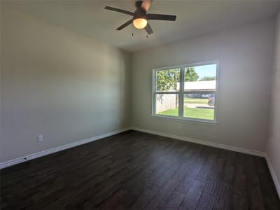 Primary bedroom at 1704 E Avenue G - 3 bed 2 bath home