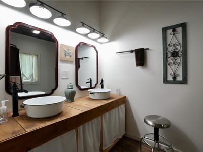 Primary bedroom at 1704 N Houston Ave - 3 bed 2 bath home