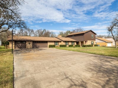 Kitchen at 1704 Yokley Rd - 6 bed 2 bath home