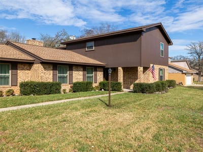 Primary bedroom at 1704 Yokley Rd - 6 bed 2 bath home