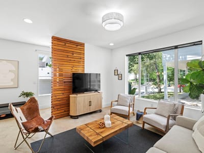 Living area at 1705B Perez ST - 3 bed 2 bath home
