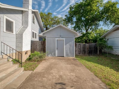 Primary bedroom at 1706 Pennsylvania Ave - 2 bed 2 bath home