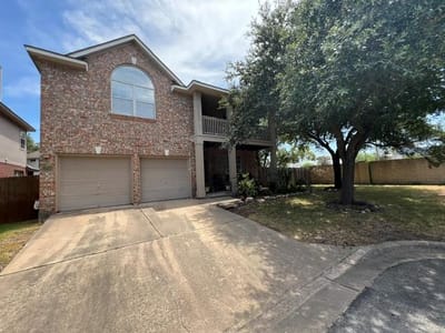 Property photo 2 at 1706 Rosenborough CV - 3 bed 2 bath home