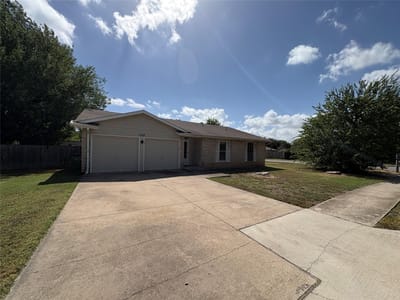 Property photo 3 at 1709 W Mesa Park DR - 3 bed 2 bath home
