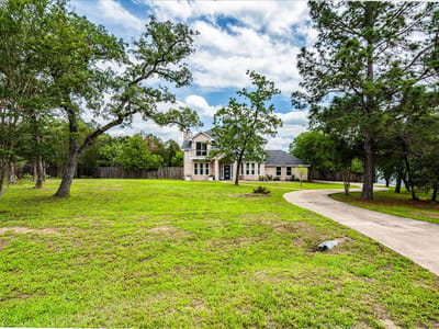 Living area at 171 N Pin Oak XING - 4 bed 2 bath home