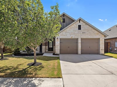 Property photo 2 at 171 Salt Fork DR - 3 bed 2 bath home