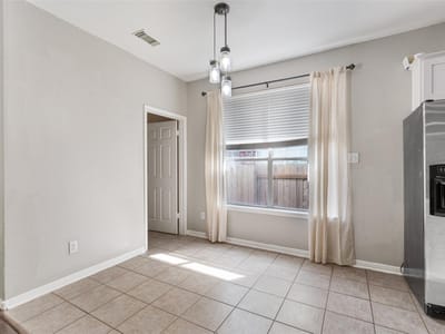 Bathroom at 1712 Lynnville TRL - 4 bed 2 bath home