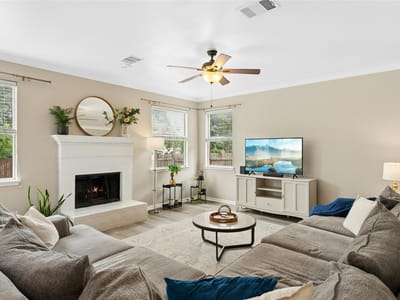 Living area at 1713 Fort Grant DR - 4 bed 2 bath home