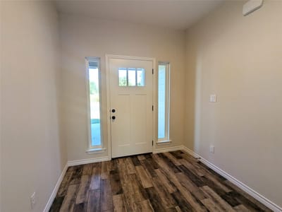 Living area at 1714 E Avenue G - 3 bed 2 bath home