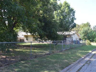 Property photo 2 at 1716 Karen Ave - 3 bed 1 bath home