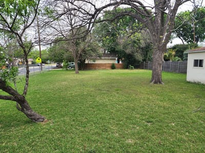 Property photo 3 at 1716 Karen Ave - 3 bed 1 bath home