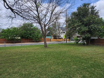 Property photo 4 at 1716 Karen Ave - 3 bed 1 bath home
