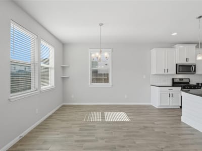 Photo 5 of 22 at 172 Brady Creek WAY - 4 bed 2 bath home