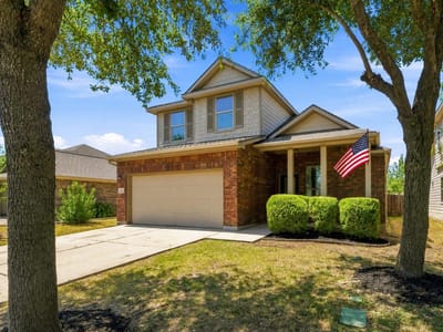 Property photo 2 at 172 Housefinch LOOP - 4 bed 2 bath home