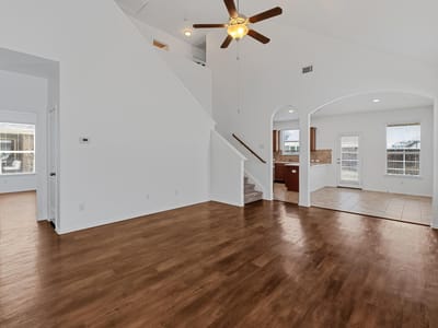 Property photo 5 at 172 Housefinch LOOP - 4 bed 2 bath home